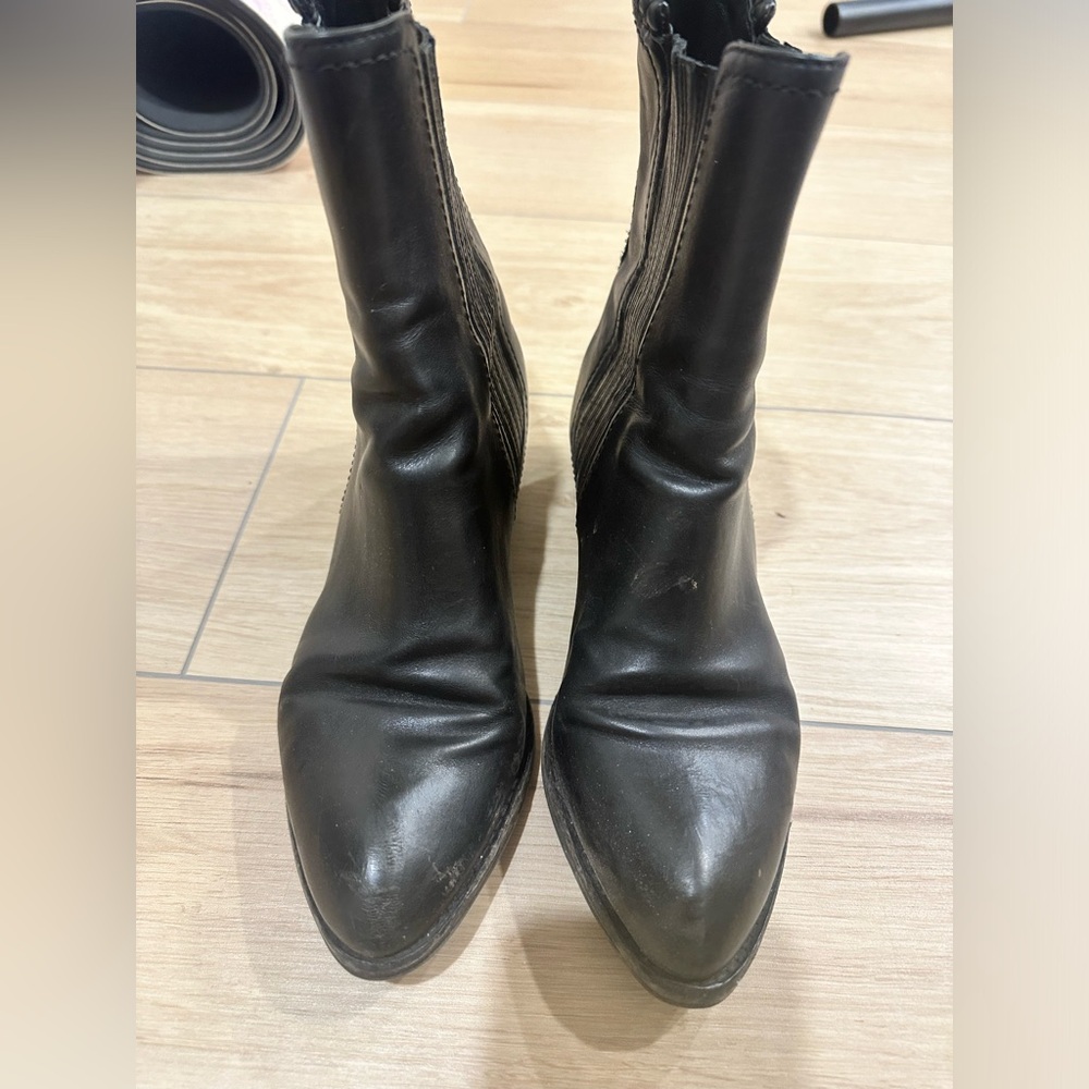 Alexander Wang Kori leather boots